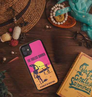 Coque en bois naturel Premium THE ENDLESS SUMMER - Protection iPhone MagSafe