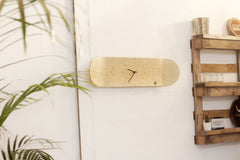 Horloge Skate VARIAL Bois Recyclé - Décoration Murale Urbaine Made in France