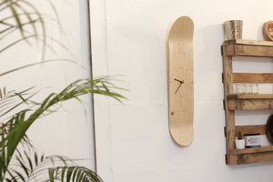 Horloge Skate VARIAL Bois Recyclé - Décoration Murale Urbaine Made in France