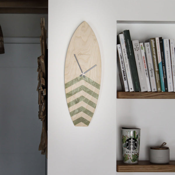 Horloge surf en bois reef kaki