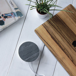 Chargeur à induction en pierre