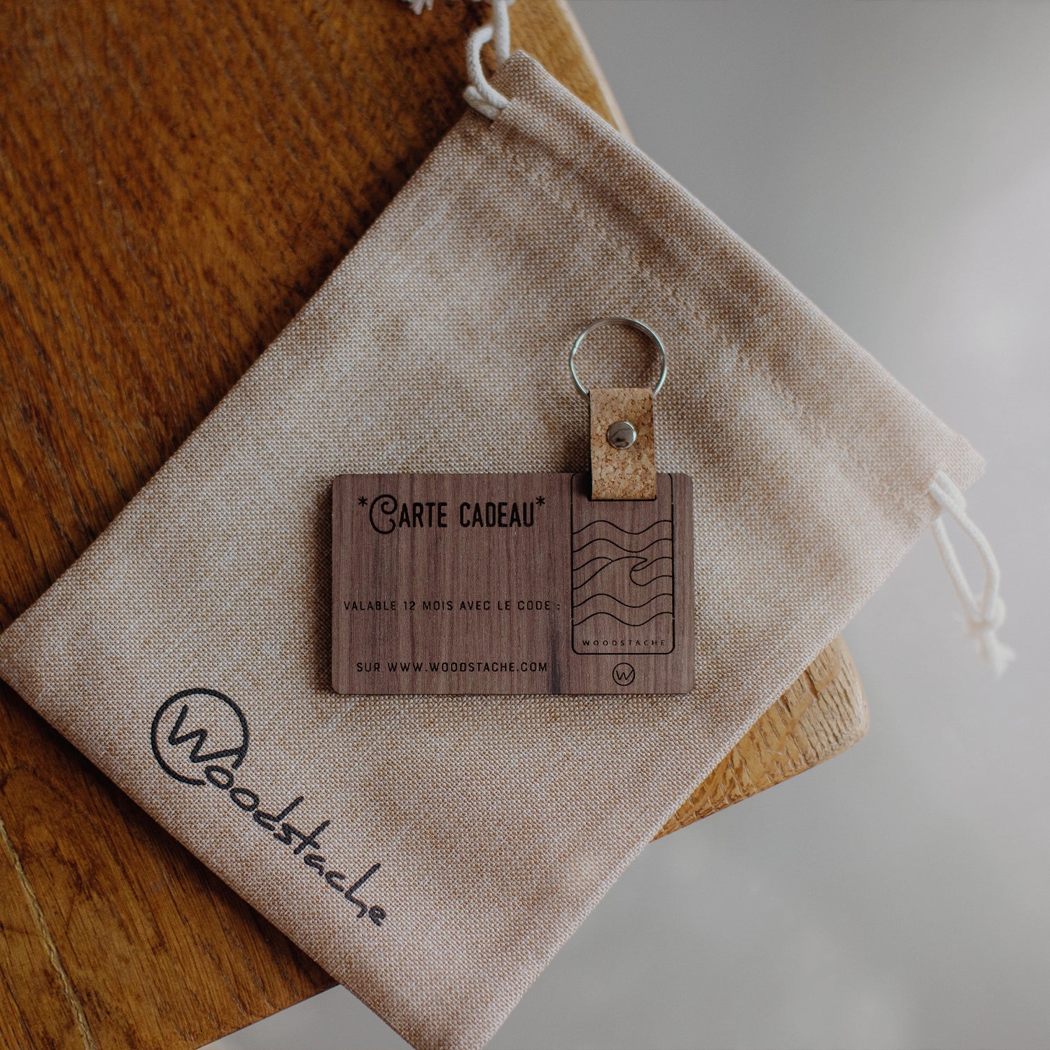 Carte Cadeau Porte-clef en bois