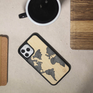 coque en bois de sycomore et pierre Map Monde