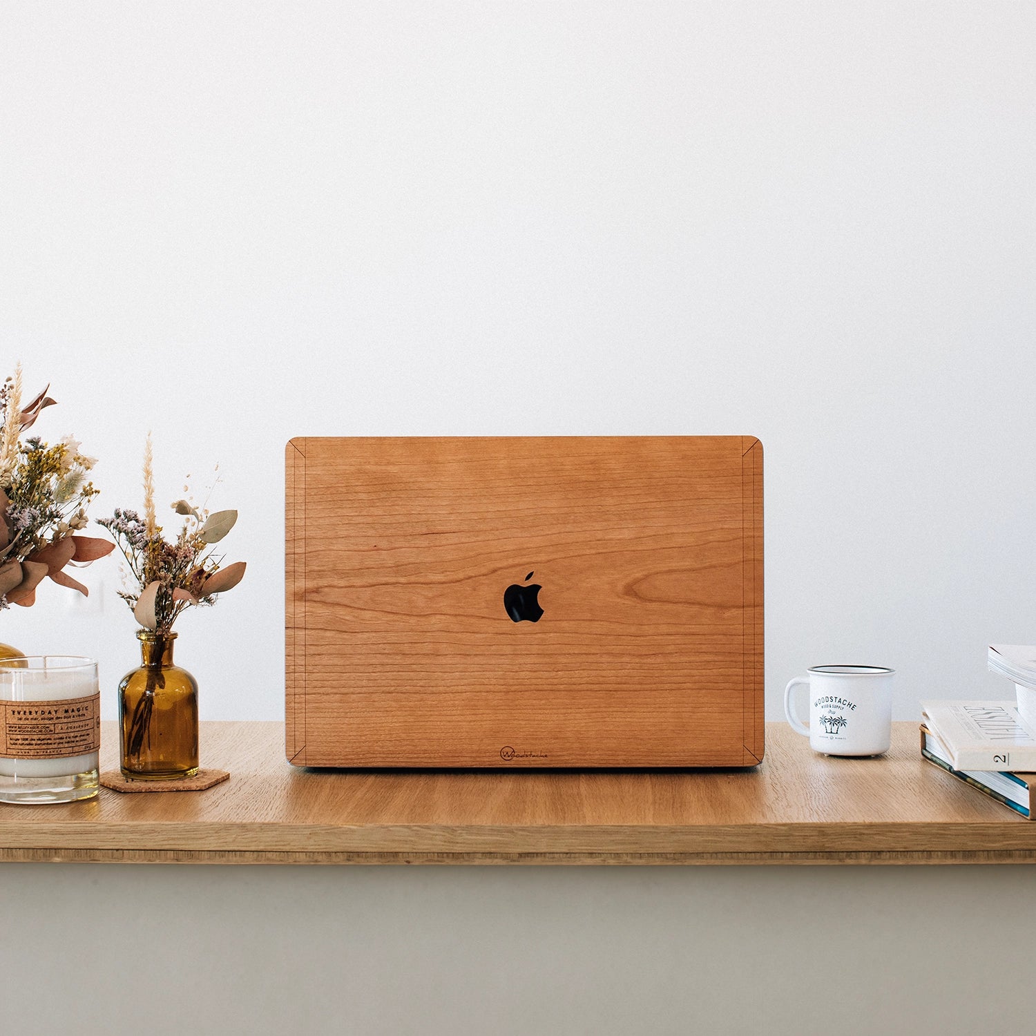 Cover en bois MacBook MERISIER