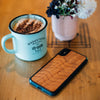 Coque en bois iPhone Woodstache