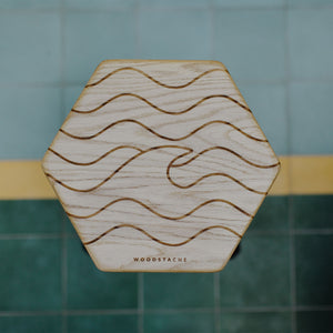 Tabouret en chene massif modèle wave