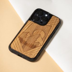 Coque iPhone en bois explore